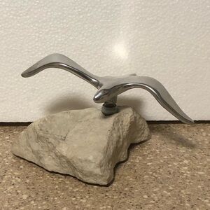 Hoselton Cast Aluminum Seagull on Granite Stone Stylized Metal Bird Sculpture